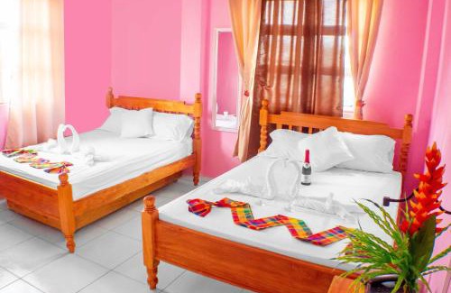 Roseau House | La Flamboyant Hotel