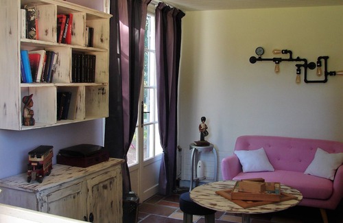Breuil-Barret House | La Folie