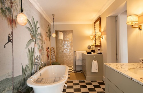 Westcliff House | La Fontaine Guest House