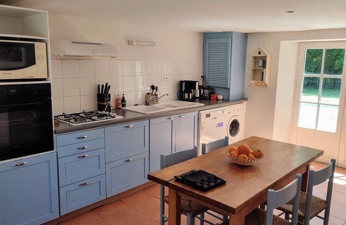 Bourneau House | La Forêt Cottage at Château de Bourneau with private swimming pool & garden