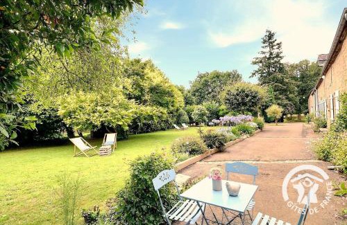Saint-Georges-de-Reintembault Bed & Breakfast | La bremande