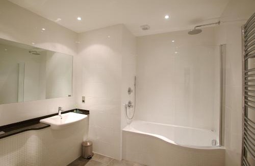 St. Peter Port Hotel | La Fregate Hotel
