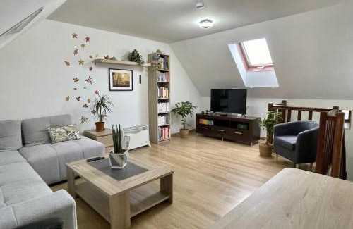 Onet-le-Chateau House | La GALERIE