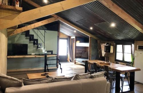 Champigny-les-Langres Apartment | La Garçonnière