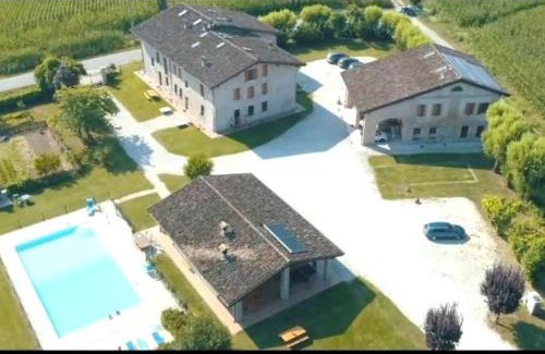 Ceresara House | La Garzaga Turismo Rurale