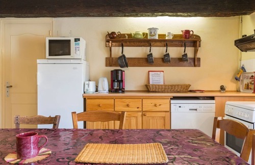 Valeuil Villa | La Gerbaudie - Four Bedroom Villa, Sleeps 10
