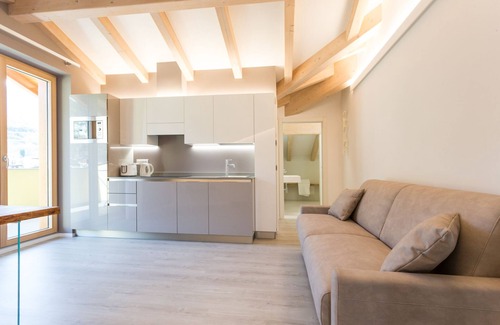 Drena Apartment | La Giostra Home Apartments "Two " - Panoramic view, air conditioning, balcony