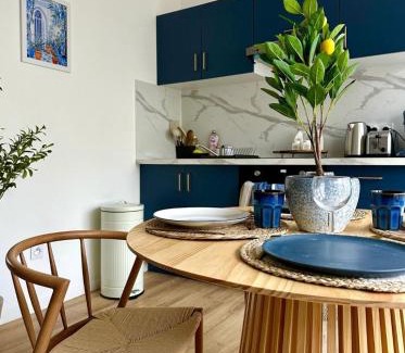 Saint-Quentin Apartment | La Grèce - Appartement chaleureux en hypercentre