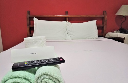 Tagaytay House | La Gracia Apartelle Tagaytay