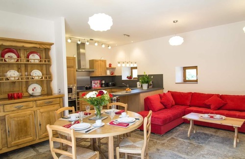Sainte-Helene House | La Grange aux Roses - SAINTE HELENE