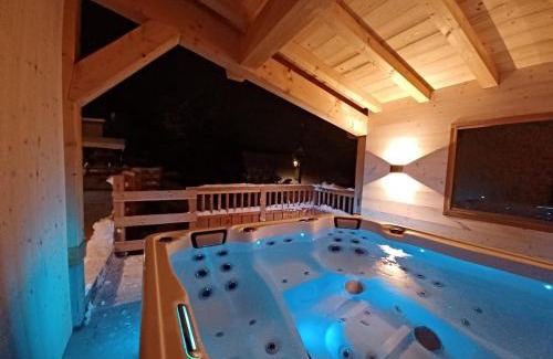 Bourg-Saint-Maurice House | La grange d'Ernestia