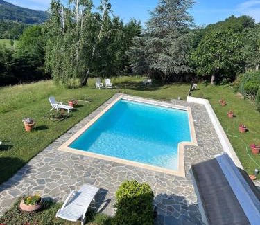 Vic-sur-Cere Bed & Breakfast | La Grange de Lily
