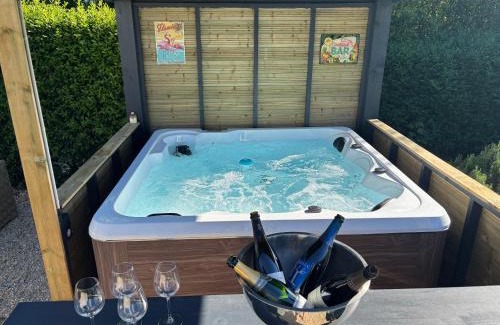 Ellon House | La Grange Des Guesdons