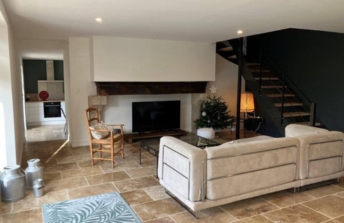 Boulazac-Isle-Manoire House | La Grange sleeps 6.