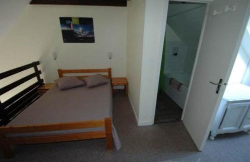 Saint-Jacques-des-Blats Apartment | La Grange du Devezou