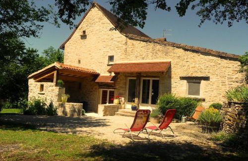 Limogne-en-Quercy Bed & Breakfast | La Hulotte