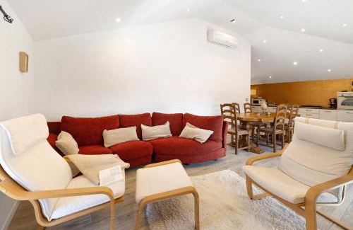 Castelvecchio di Rocca Barbena Apartment | La Terrazza del Tempo