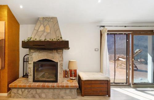 Castelvecchio di Rocca Barbena Apartment | La Terrazza del Tempo