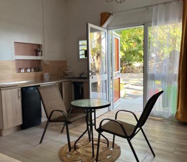 Pamandzi Apartment | LA KAZ by KAZ KAFE
