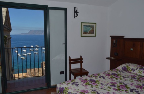 Scilla Bed & Breakfast | La Locandiera