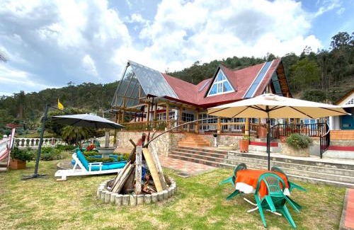 Sogamoso House | La Loma Del Sol