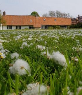 Licques Bed & Breakfast | La Longère d'Ecottes