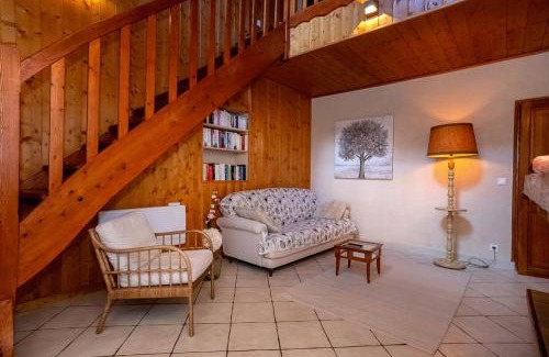 Saint-Christophe-sur-Guiers House | La maison des Jolicoeurs