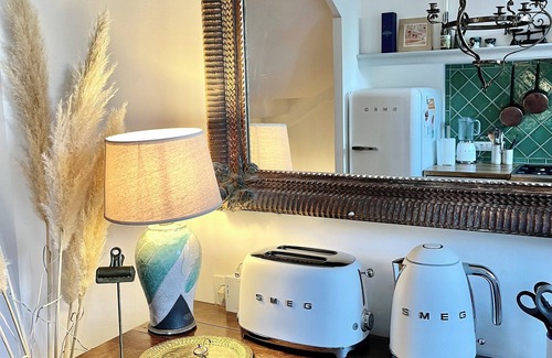 Sainte-Colombe-sur-lHers House | La Maison de Mama C: Charming French village home