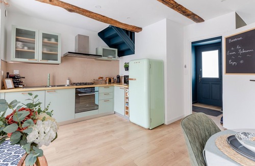 Saint-Meloir-des-Ondes House | La Maison Melo - Jacuzzi et Sauna - proche de la plage