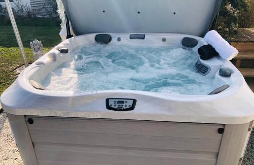Guisseny Villa | La Maison Bateau au Bord de Mer
