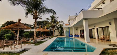 Saly Villa | La Maison Blanche à Ngaparou, splendide villa contemporaine