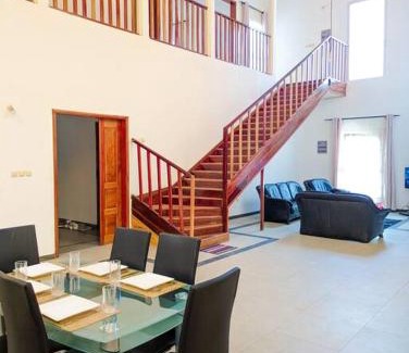 Bafoussam Villa | La Maison Blanche
