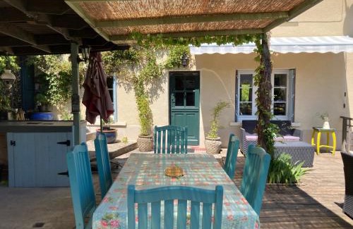 Saint-Ybard House | La maison charmante d'Elisabeth