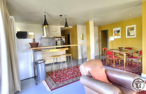 Craponne House | La Maison de Craponne