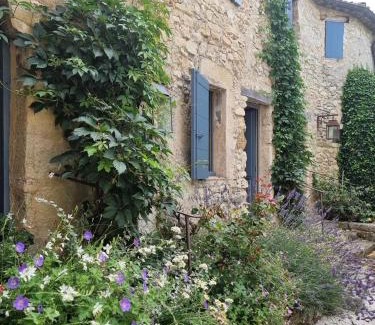 Beaumont-du-Ventoux Bed & Breakfast | La Maison de Piolon