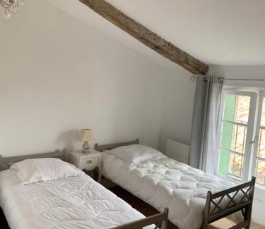 La Liviniere House | La Maison de Leontine