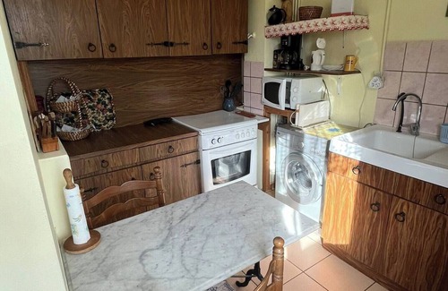 Prunet House | La maison de Lili - 10 minutes from Aurillac - 4 pers - garden
