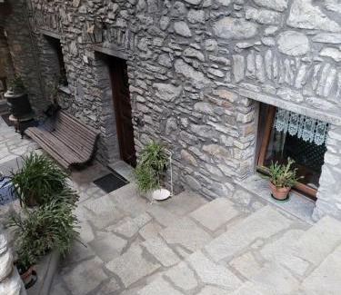 Courmayeur Apartment | La Maison de Mettelira