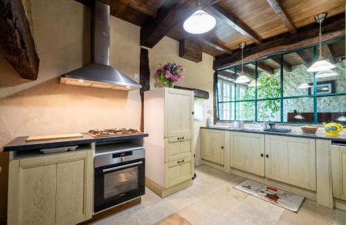 Plieux Bed & Breakfast | La Maison de Yûka