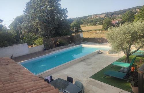Lussan Apartment | La maison des amis