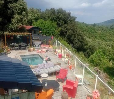 Saint-Peray House | La maison des pins