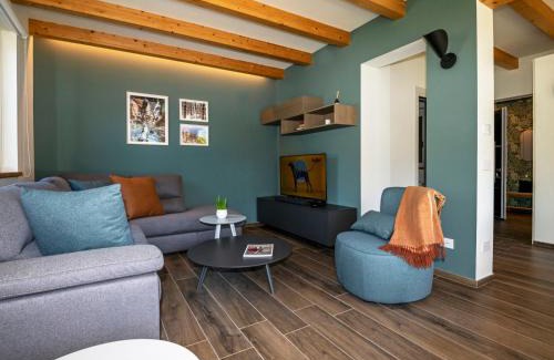 Montan-Angelin-Arensod Villa | La Maison du Renard, villa con giardino e vista sulle montagne