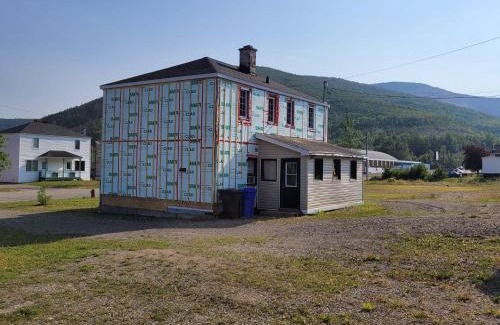 Murdochville House | La Maison Feldberg