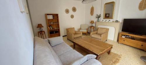 Saint-Guilhem-le-Desert House | La maison de la Traverse