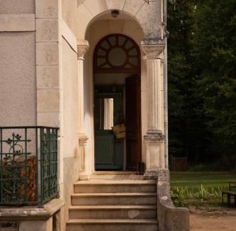 Saints-en-Puisaye House | La Maison Maroc