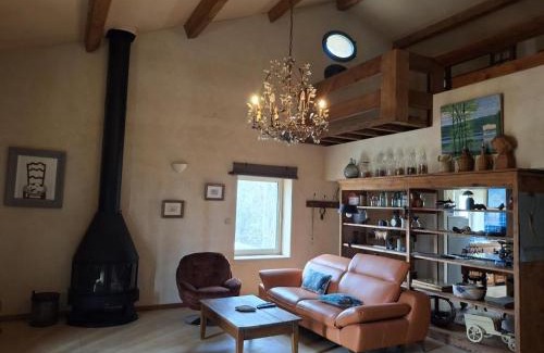 Eyragues Apartment | La Maison perchée - Mas de Rousseau
