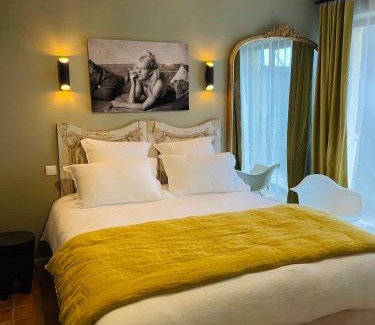 Sainte-Ruffine Bed & Breakfast | La Maison Ruffinoise