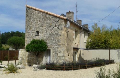 Loudun House | La Maison Tumtum Arbre