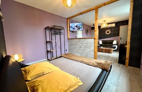 Nevers Apartment | * La Maisonette * avec Sauna & Hammam privatifs