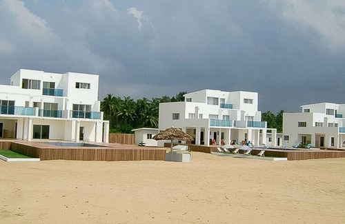 Amuwo Odofin Villa | La Manga Luxury Beach Villas